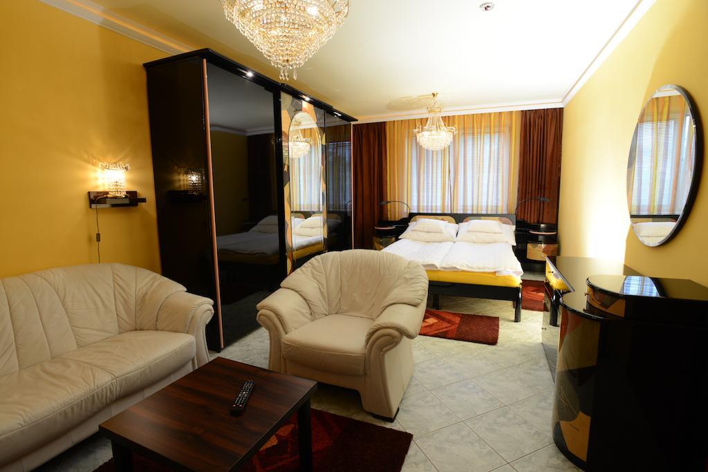 Nexus Vendégház Szeged Quarto foto